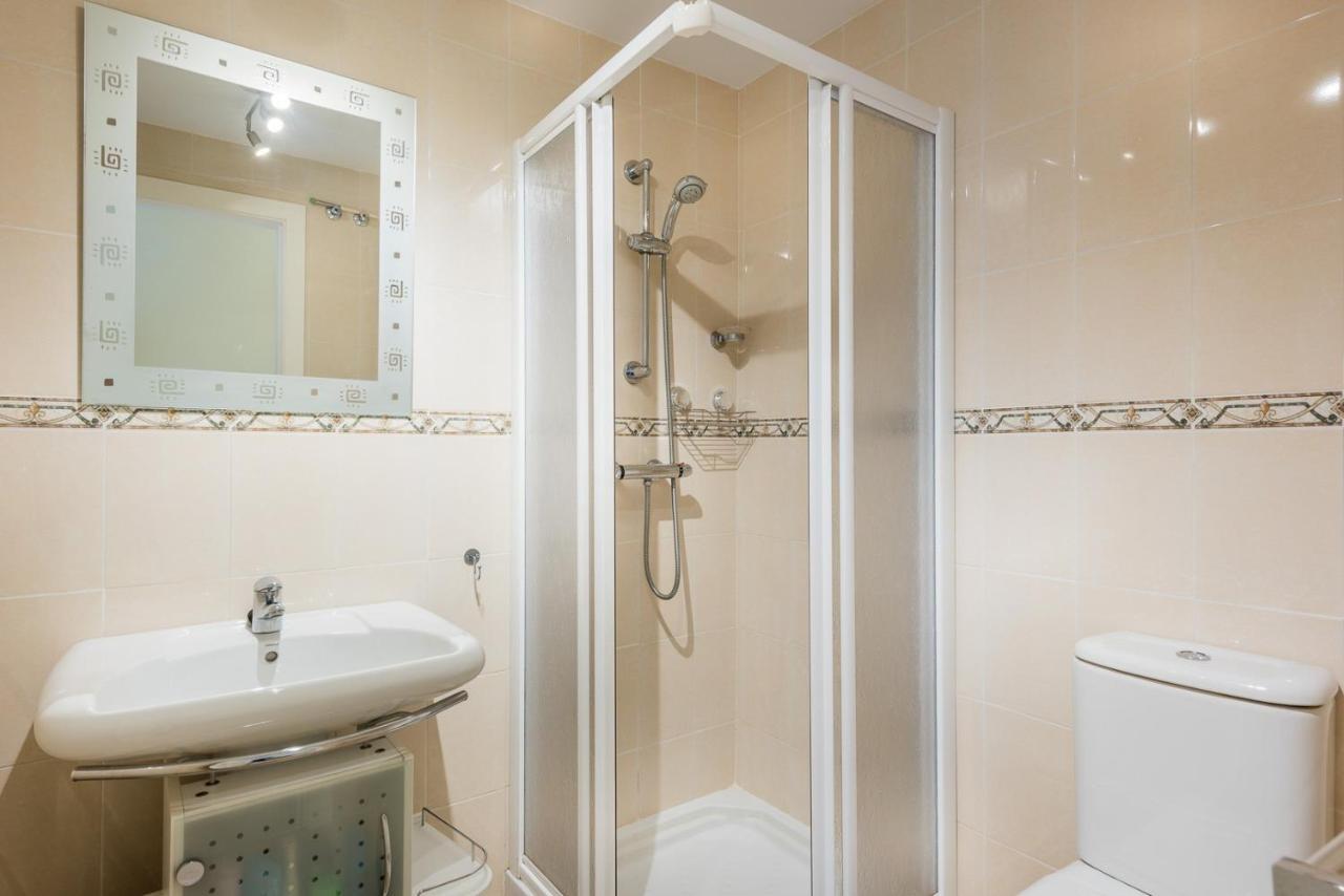 Wonderful Apartment 5 Minutes Flat Walk To The Centre Of La Cala De Mijas Bagian luar foto